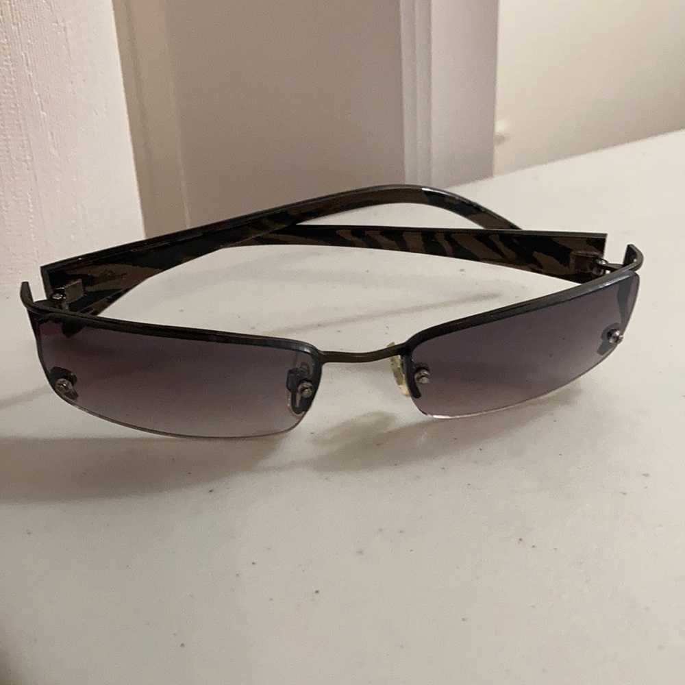 LEI - Y2K Dark tinted metal sunglasses
